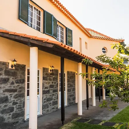 Freitas & Silva - Sea View + Garden + Wifi + Bbq Santa Cruz (Oeste)